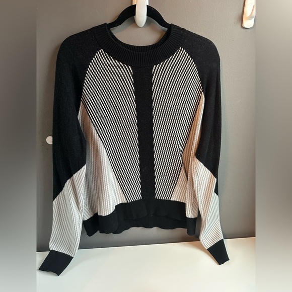 Lululemon Here for Serenity Sweater - Picture 3 of 3